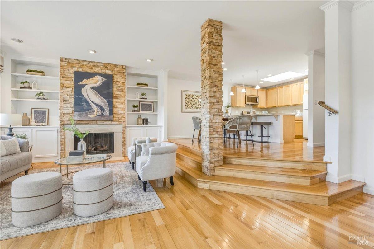 316 El Faisan Drive San Rafael, CA 94903 - Photo 2 of 28