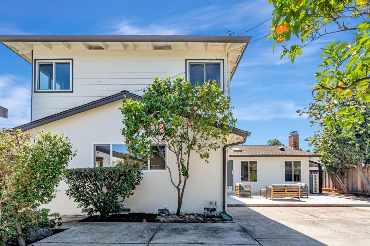 1069 Linda Drive Campbell, CA 95008 - Photo 36 of 39 a front view of a house with a yard