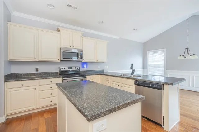 $375,000 | 1015 Whirlaway Circle, Anderson, SC 29621