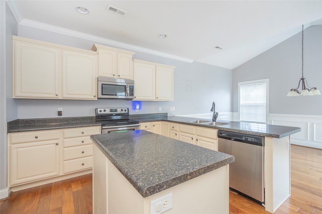 1015 Whirlaway Circle Anderson, SC 29621 - Photo 15 of 42