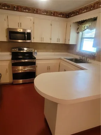 $179,900 | 2822 3rd Road, Beeville, TX 78102