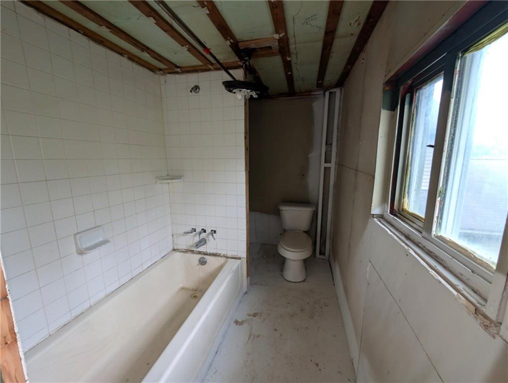 214 1/2 Whittier Street Vandergrift, PA 15690 - Photo 13 of 16