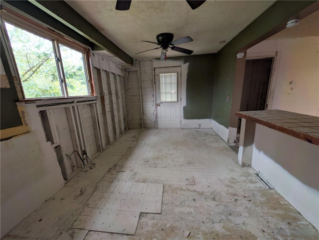 214 1/2 Whittier Street Vandergrift, PA 15690 - Photo 10 of 16