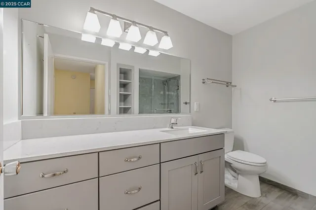 $579,600 | 1909 Skycrest Drive, Unit 2, Walnut Creek, CA 94595