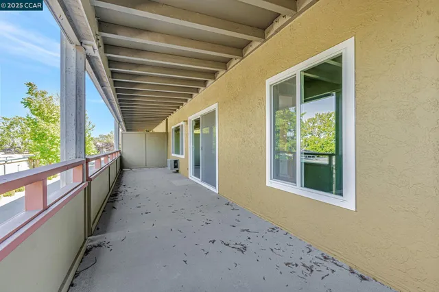 $579,600 | 1909 Skycrest Drive, Unit 2, Walnut Creek, CA 94595