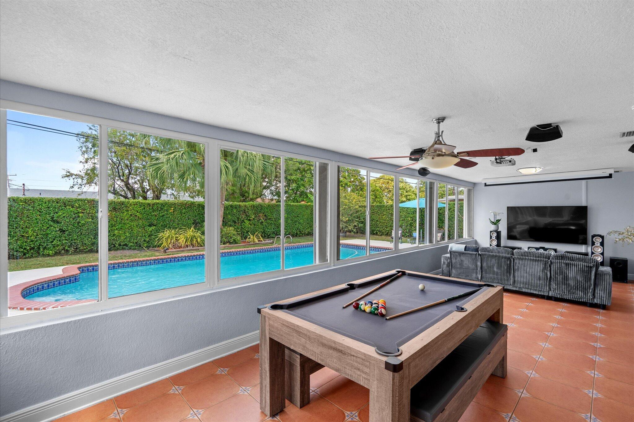 8341 Southwest 14th Street Miami, FL 33144 - Photo 3 of 41 2-61-mkw03471