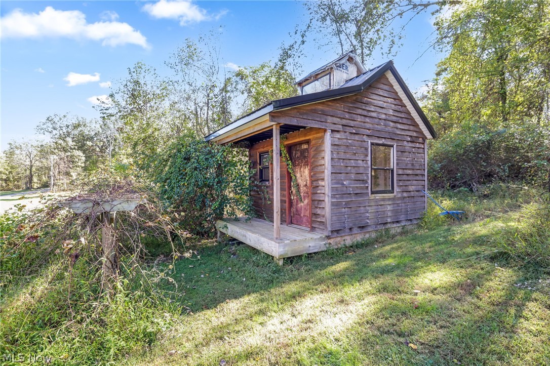 62063 Savage Road Cambridge, OH 43725 - Photo 49 of 50