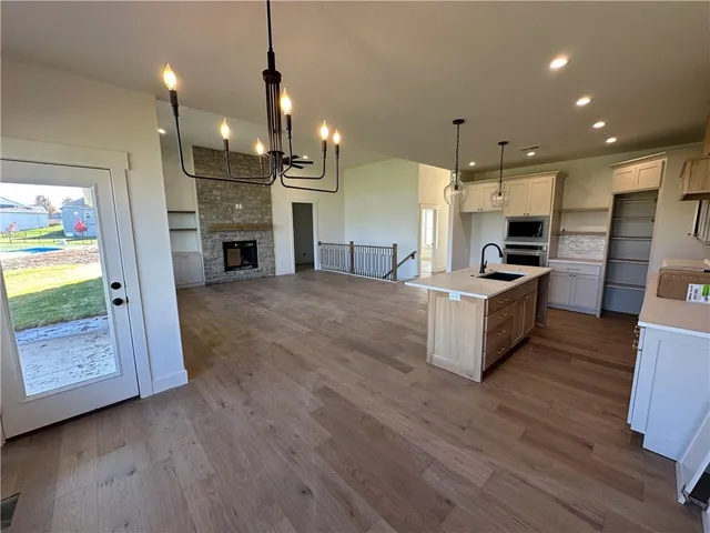 $639,900 | 17713 South Brockway Street, Olathe, KS 66062