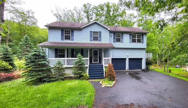 $2,500 | 405 Saunders Drive, Bushkill, PA 18324