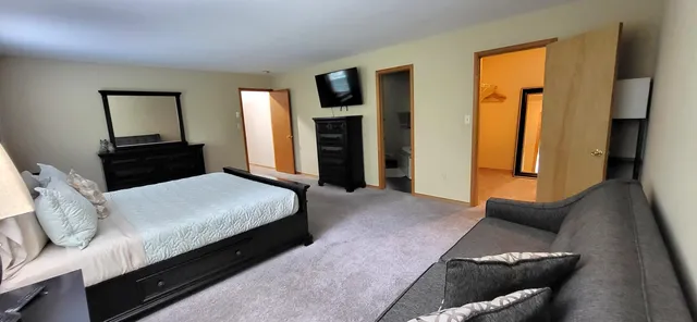 $2,500 | 405 Saunders Drive, Bushkill, PA 18324