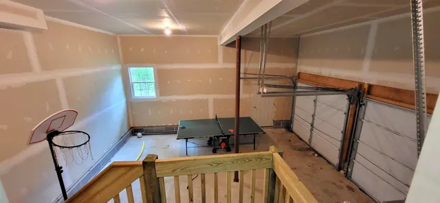 $2,500 | 405 Saunders Drive, Bushkill, PA 18324