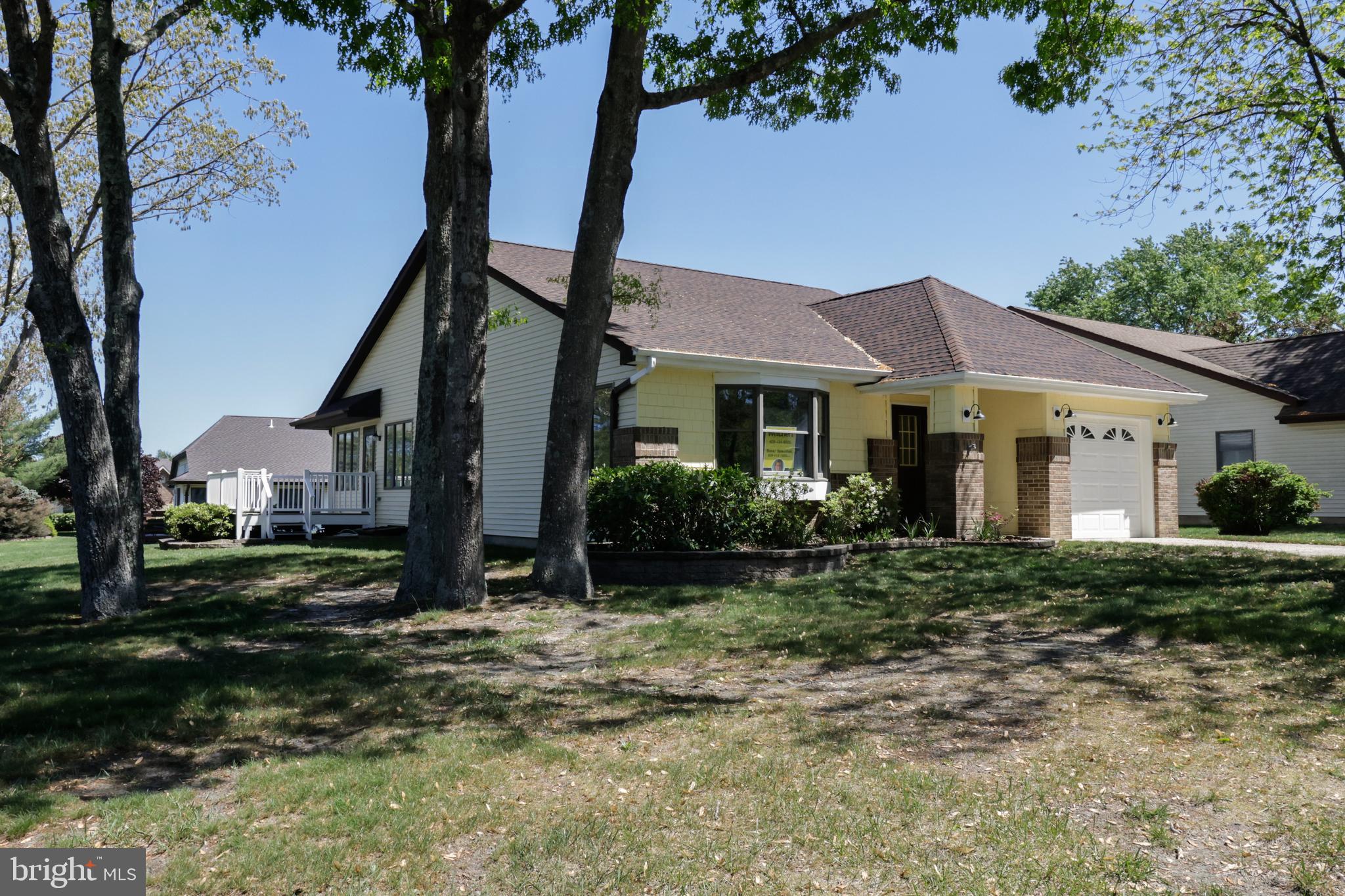 113 Ash Road Manahawkin, NJ 08050 - Photo 3 of 39 Gallery Image 3