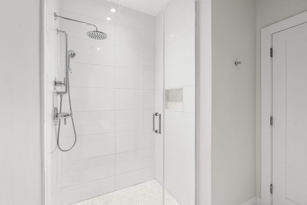 100 Shawmut Avenue, Unit 205 Boston, MA 02118 - Photo 11 of 28