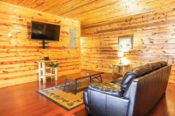 $3,500 | 163 Sequoia Trace, Cleveland, GA 30528