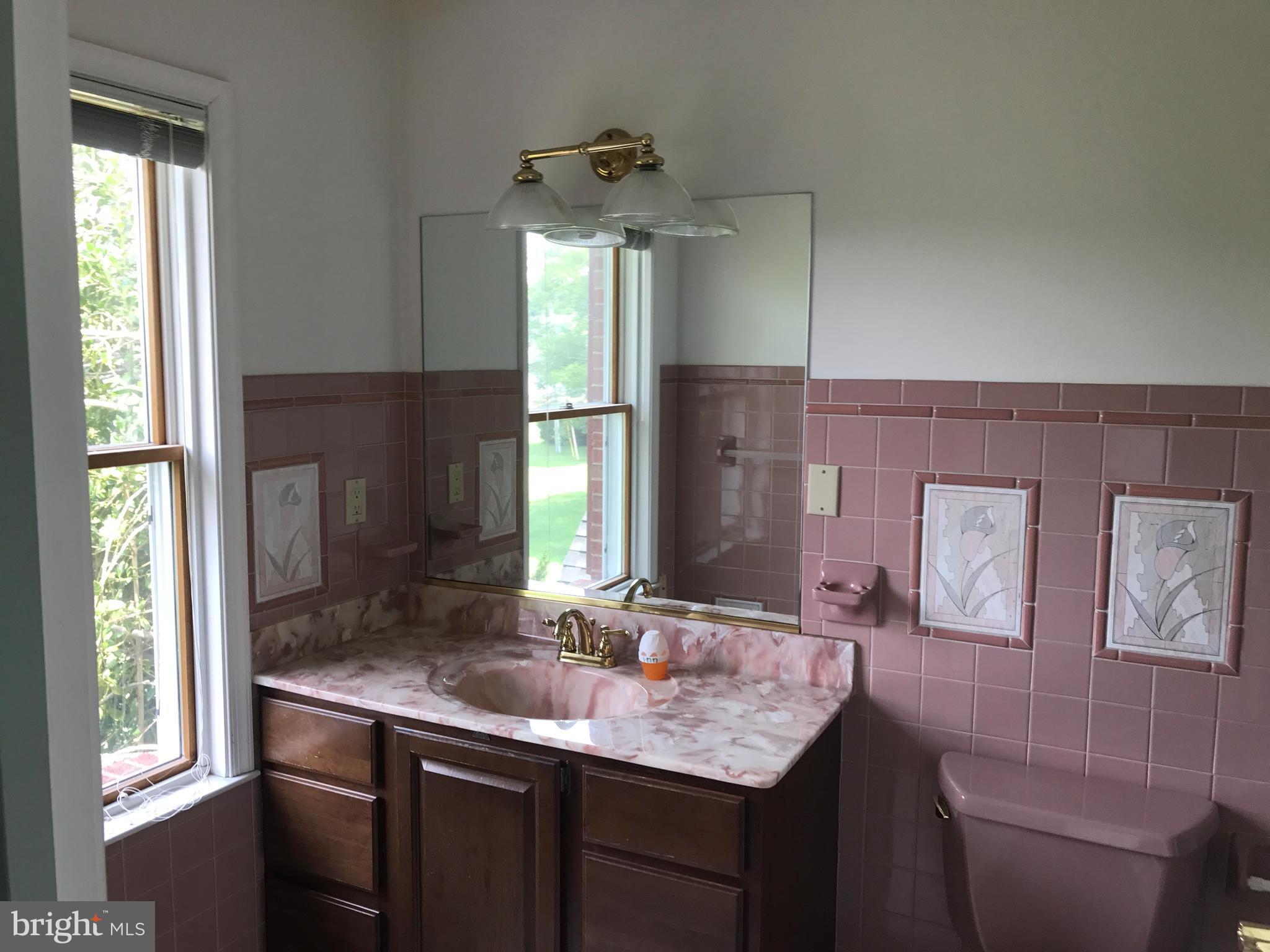 38303 Palmer Road Coltons Point, MD 20626 - Photo 17 of 28 Bath (Master)