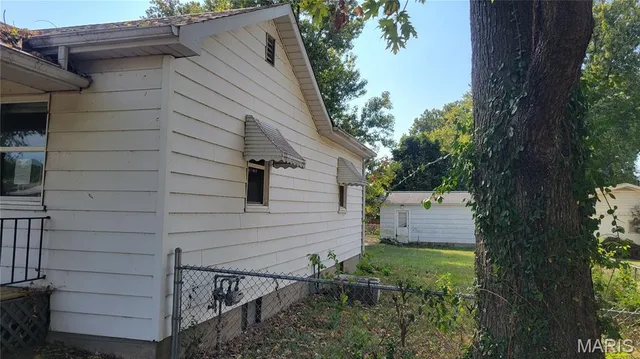 $109,900 | 7120 Bancroft Avenue, St. Louis, MO 63109