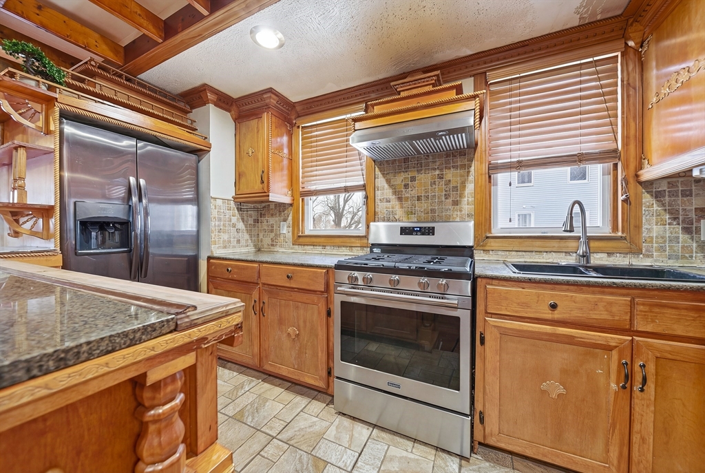 100 Nightingale Street Boston, MA 02124 - Photo 15 of 40