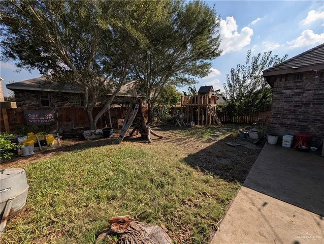 a view of outdoor space yard and patio
