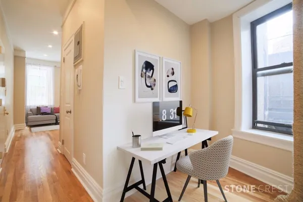 $3,100 | 521 West 122nd Street, Unit 1 | Morningside Heights