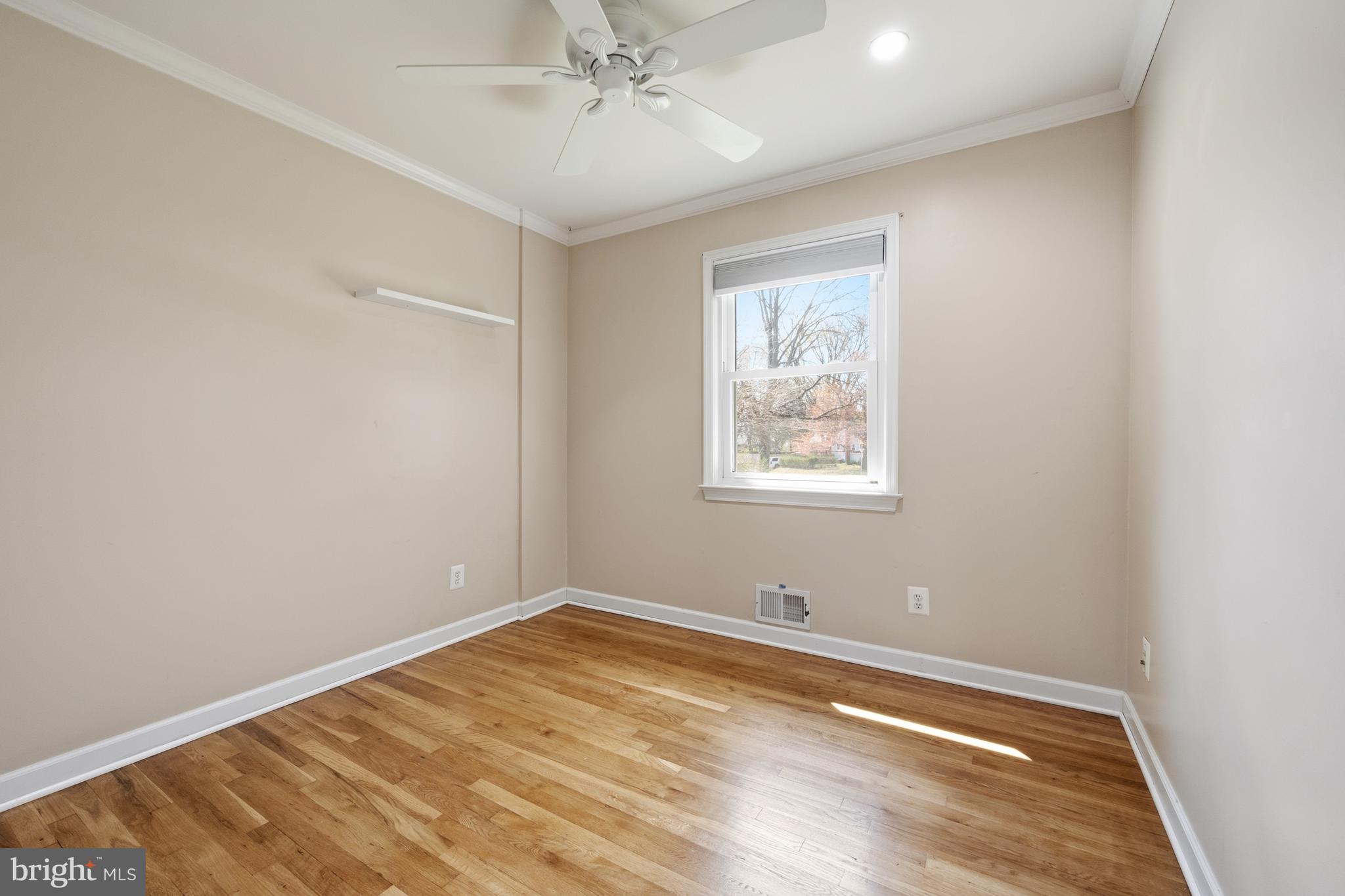 124 Woodland Road Gaithersburg, MD 20877 - Photo 25 of 79 Gallery Image 25