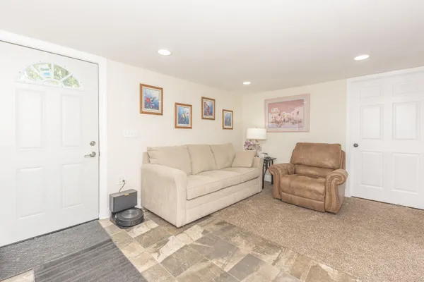 $344,900 | 529 Timber Lane, Brooklyn, MI 49230