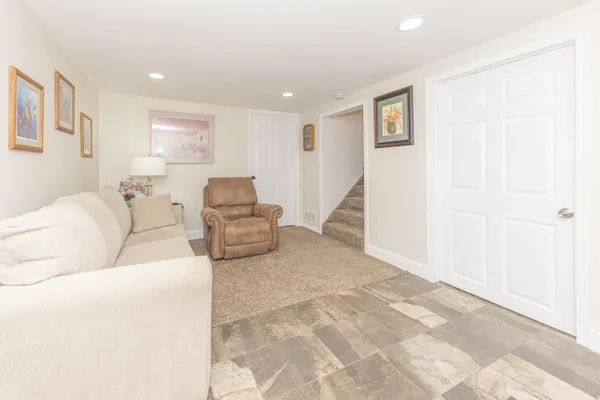 $344,900 | 529 Timber Lane, Brooklyn, MI 49230