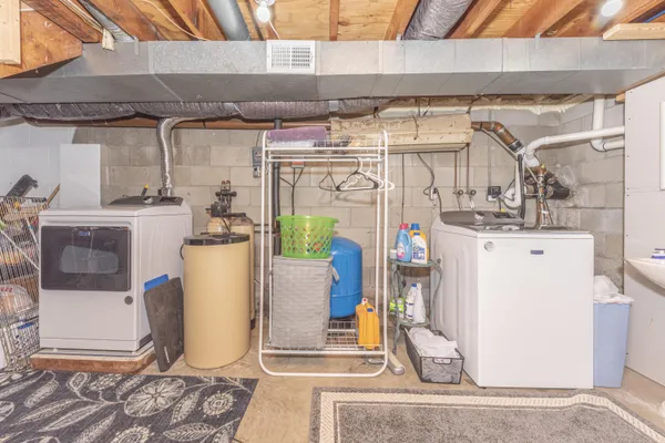 $344,900 | 529 Timber Lane, Brooklyn, MI 49230