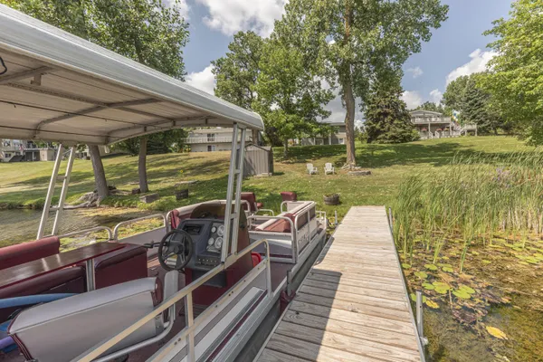 $344,900 | 529 Timber Lane, Brooklyn, MI 49230