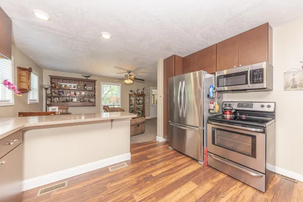 $344,900 | 529 Timber Lane, Brooklyn, MI 49230