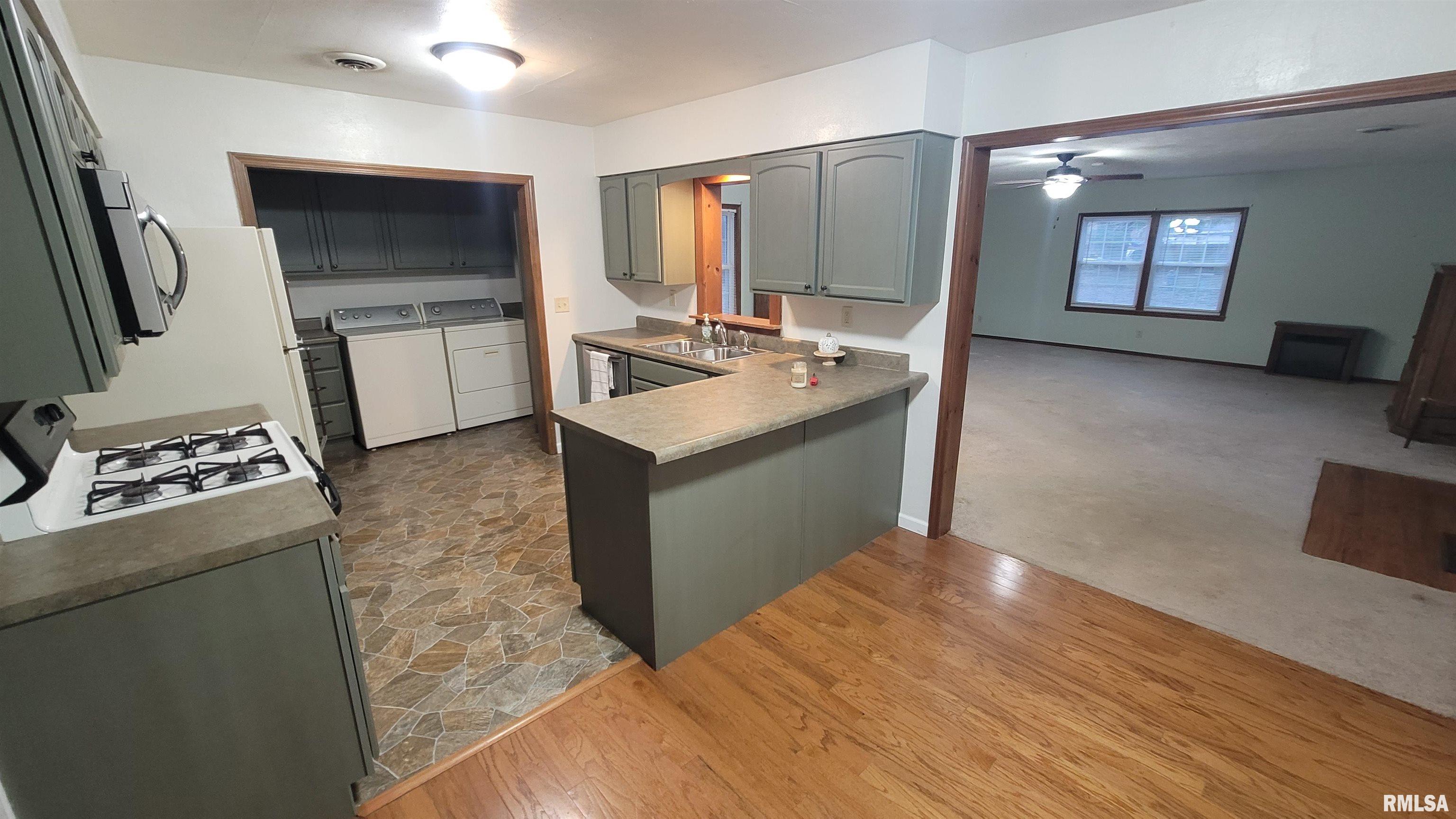 2633 South Broadway Salem, IL 62881 - Photo 28 of 39