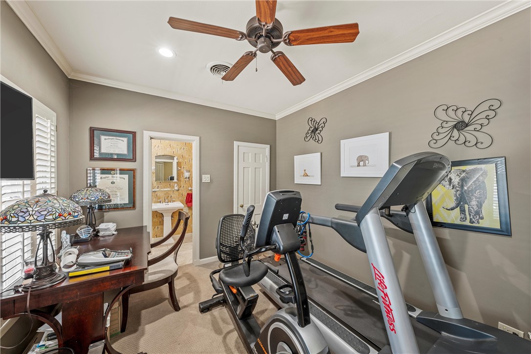 7110 Fish Pond Road Waco, TX 76710 - Photo 31 of 44 a view of a room with gym equipment