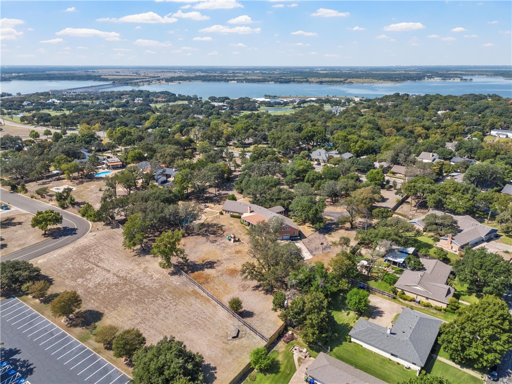 7110 Fish Pond Road Waco, TX 76710 - Photo 42 of 44 an aerial view of multiple house