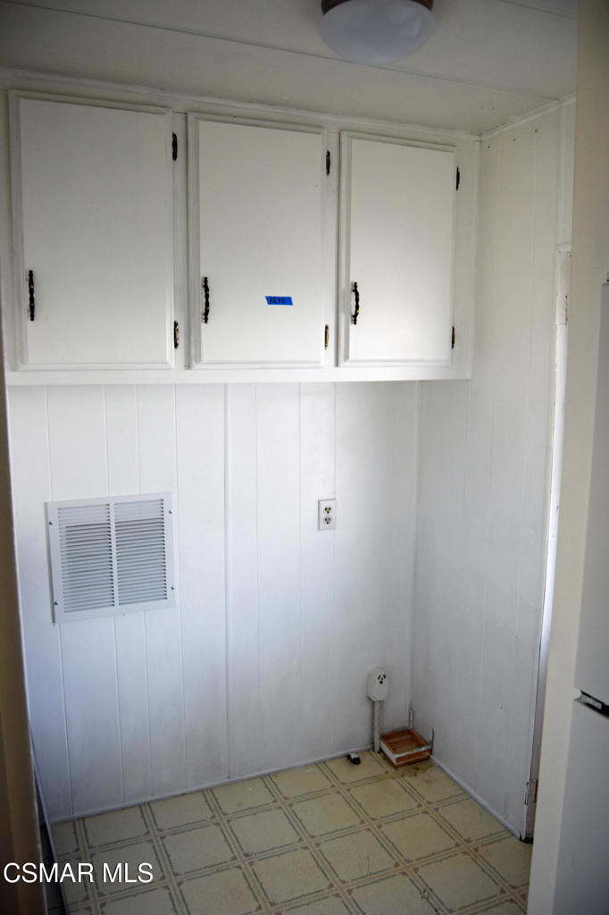 195 Tierra Rejada Road, Unit 197 Simi Valley, CA 93065 - Photo 13 of 28 a view of utility room