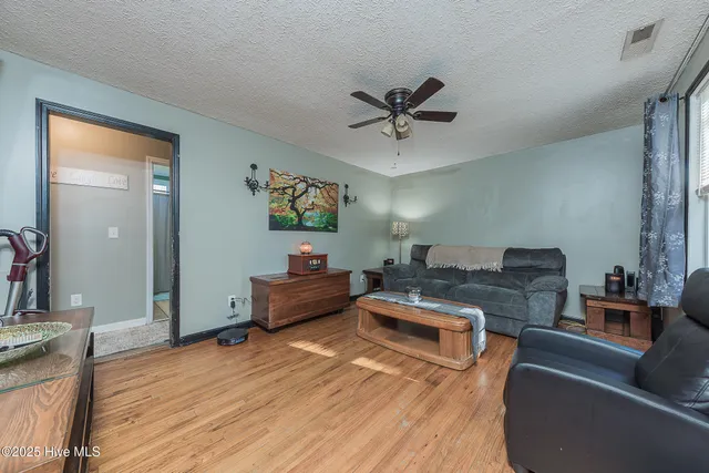 $217,900 | 206 Kenneth Boulevard, Havelock, NC 28532