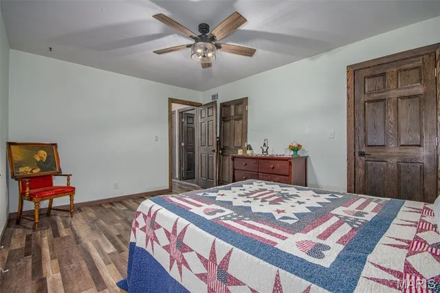 $229,000 | 645 Highway 185, Vandalia, IL 62471