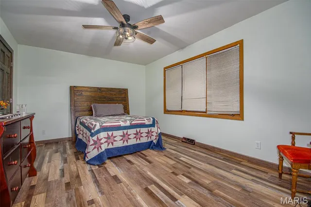 $229,000 | 645 Highway 185, Vandalia, IL 62471