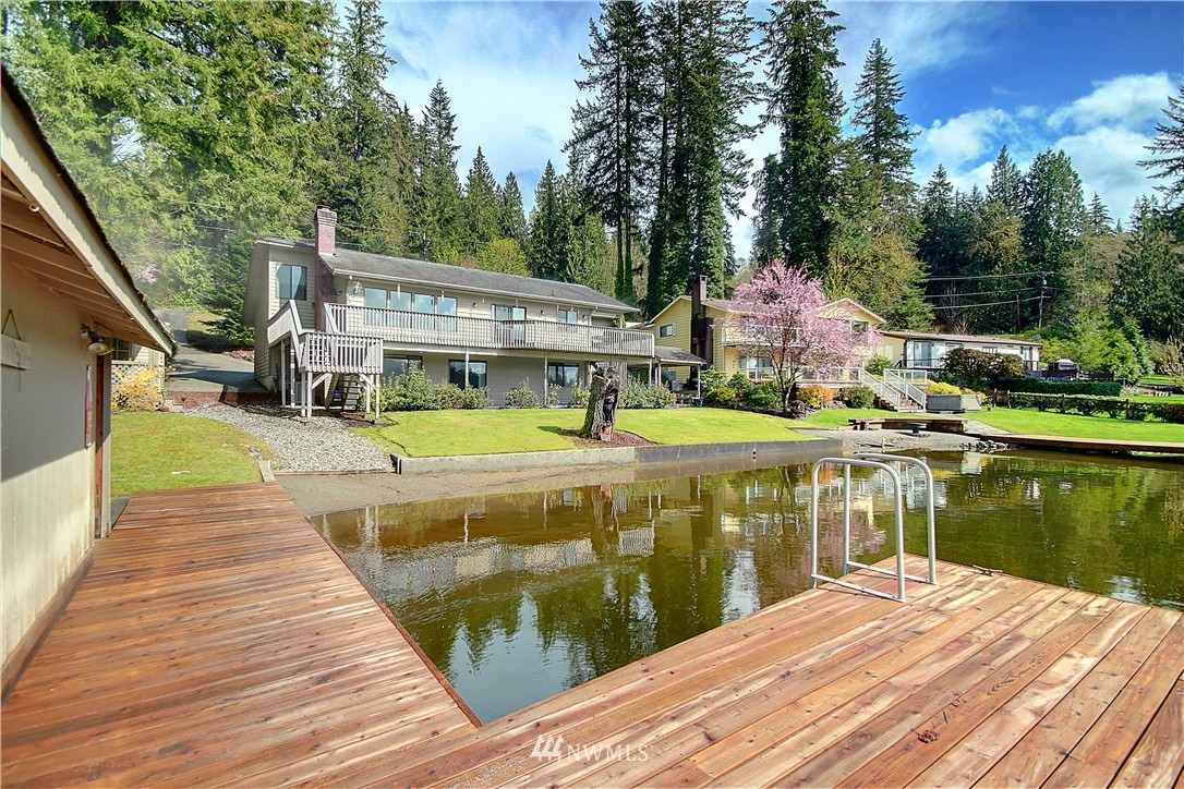 1916 South Lake Roesiger Road Snohomish, WA 98290 - Photo 1 of 25