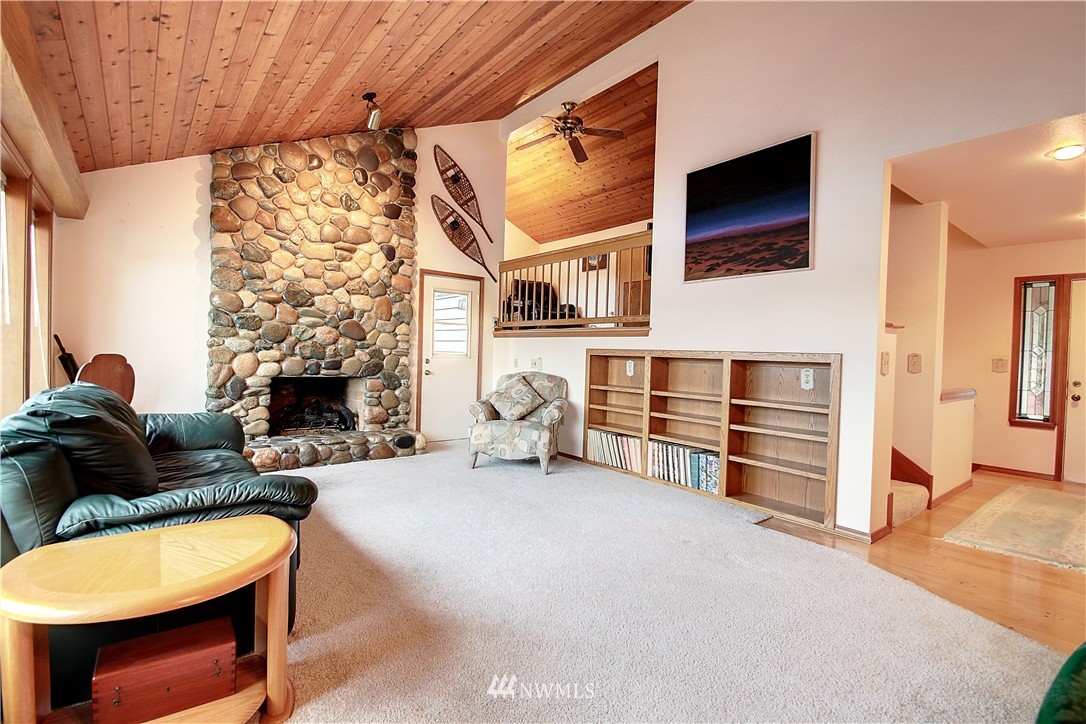 1916 South Lake Roesiger Road Snohomish, WA 98290 - Photo 5 of 25