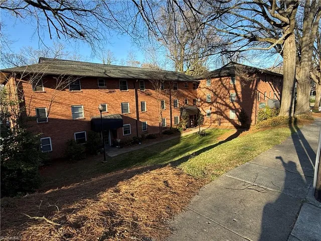 $845 | 847 West 6th Street, Unit E, Winston-Salem, NC 27101