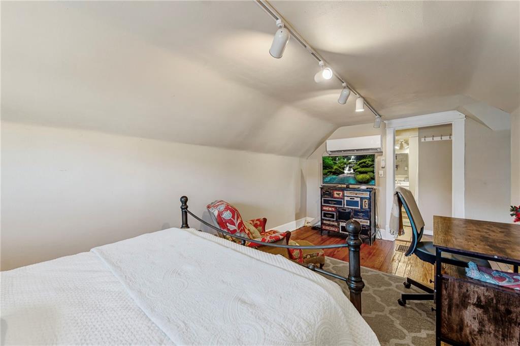 3132 Summit Street Kansas City, MO 64111 - Photo 30 of 72