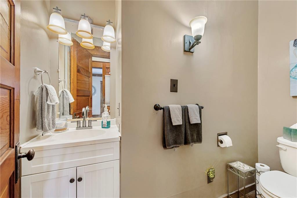 3132 Summit Street Kansas City, MO 64111 - Photo 36 of 72