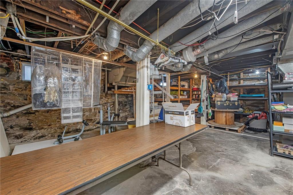 3132 Summit Street Kansas City, MO 64111 - Photo 38 of 72