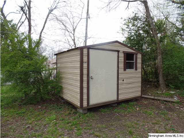 312 58th Street Fairfield, AL 35064 - Photo 9 of 11