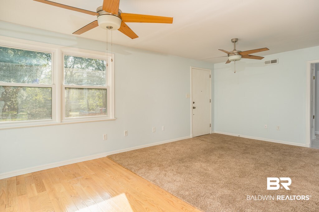 405 Thornton Place Mobile, AL 36609 - Photo 4 of 16