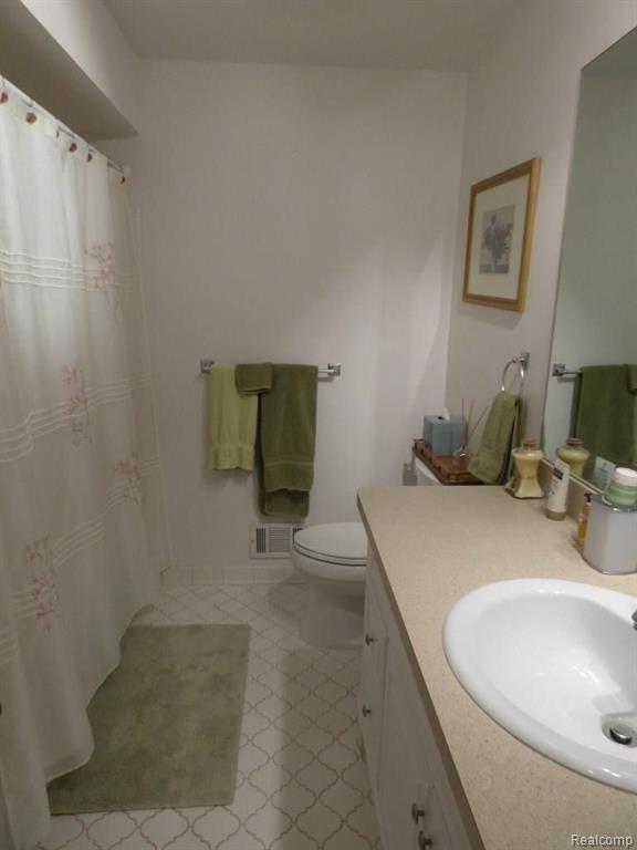 898 Timberline Drive Rochester Hills, MI 48309 - Photo 28 of 57