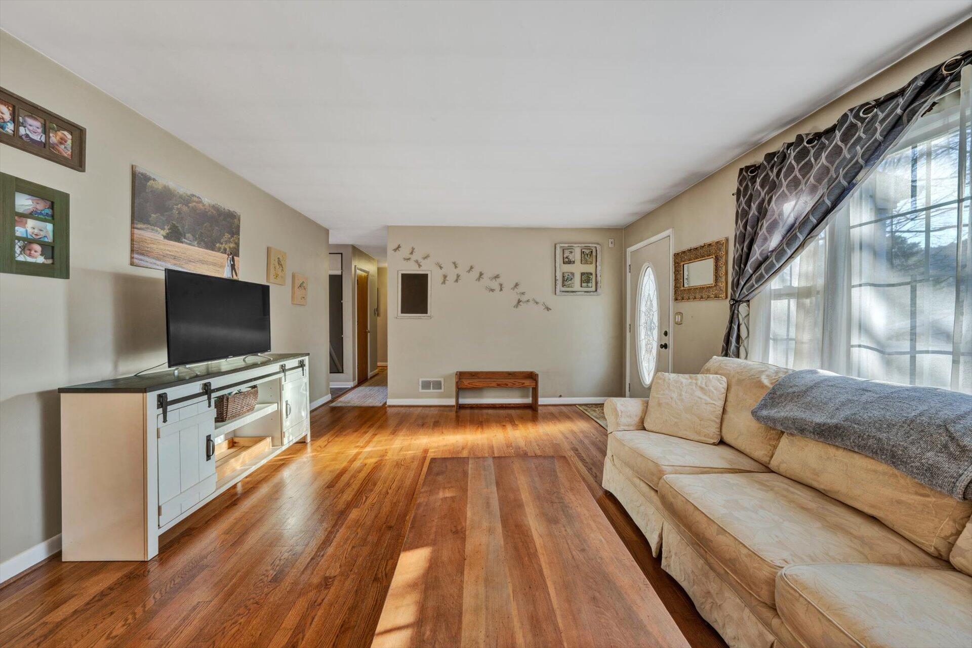 524 Azalea Road Daleville, VA 24083 - Photo 6 of 37 05-DSC00082
