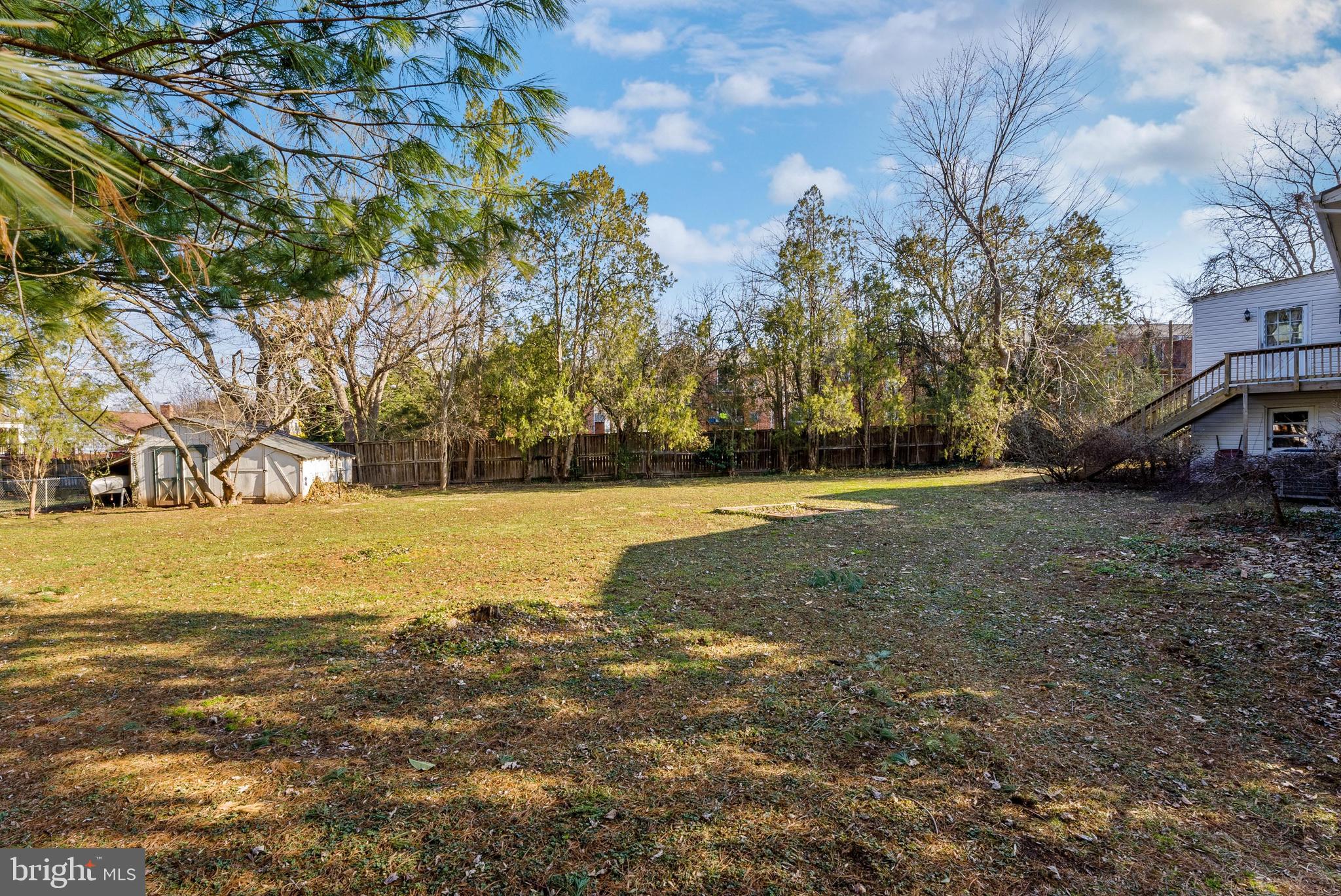 8900 Hill Place Manassas, VA 20110 - Photo 33 of 44