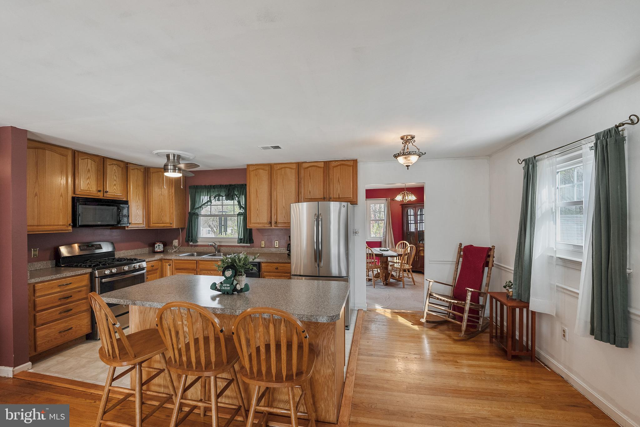 8900 Hill Place Manassas, VA 20110 - Photo 6 of 44