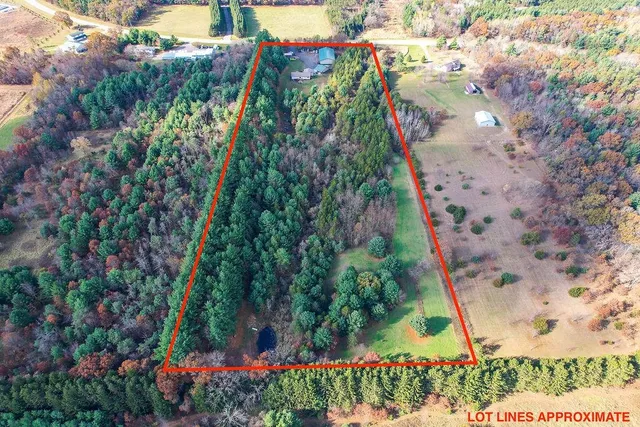 $1,420,000 | E8359 County Road H, Wisconsin Dells, WI 53965