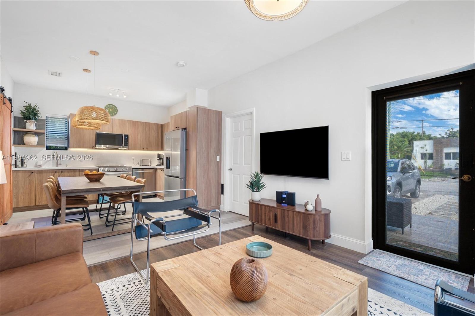 920 Southwest 9th Street Miami, FL 33130 - Photo 9 of 37